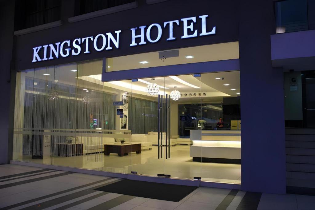 Kingston Hotel Kota Kinabalu Exteriör bild