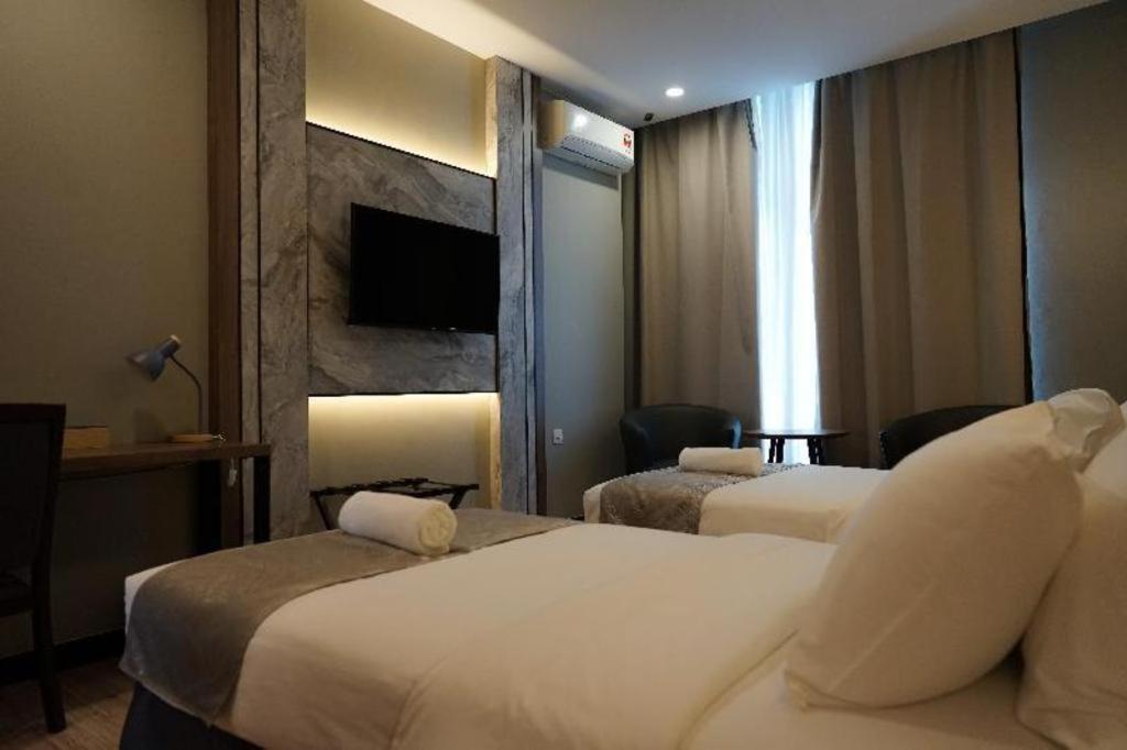Kingston Hotel Kota Kinabalu Exteriör bild